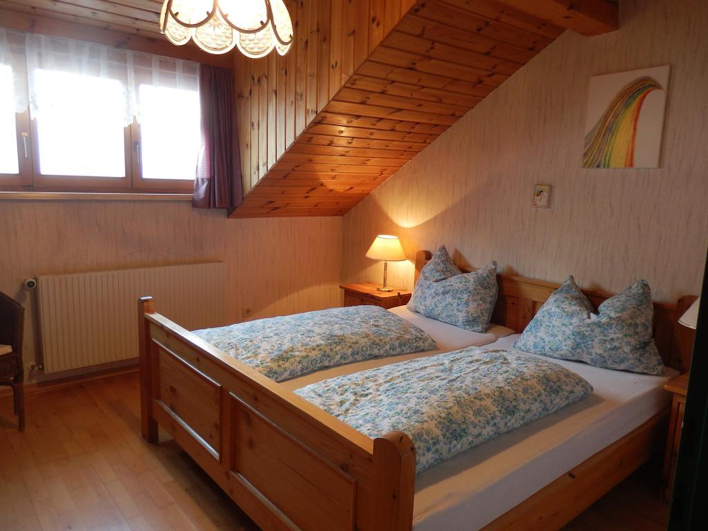 Apartamento Ferienhaus Maier Lind Habitación foto